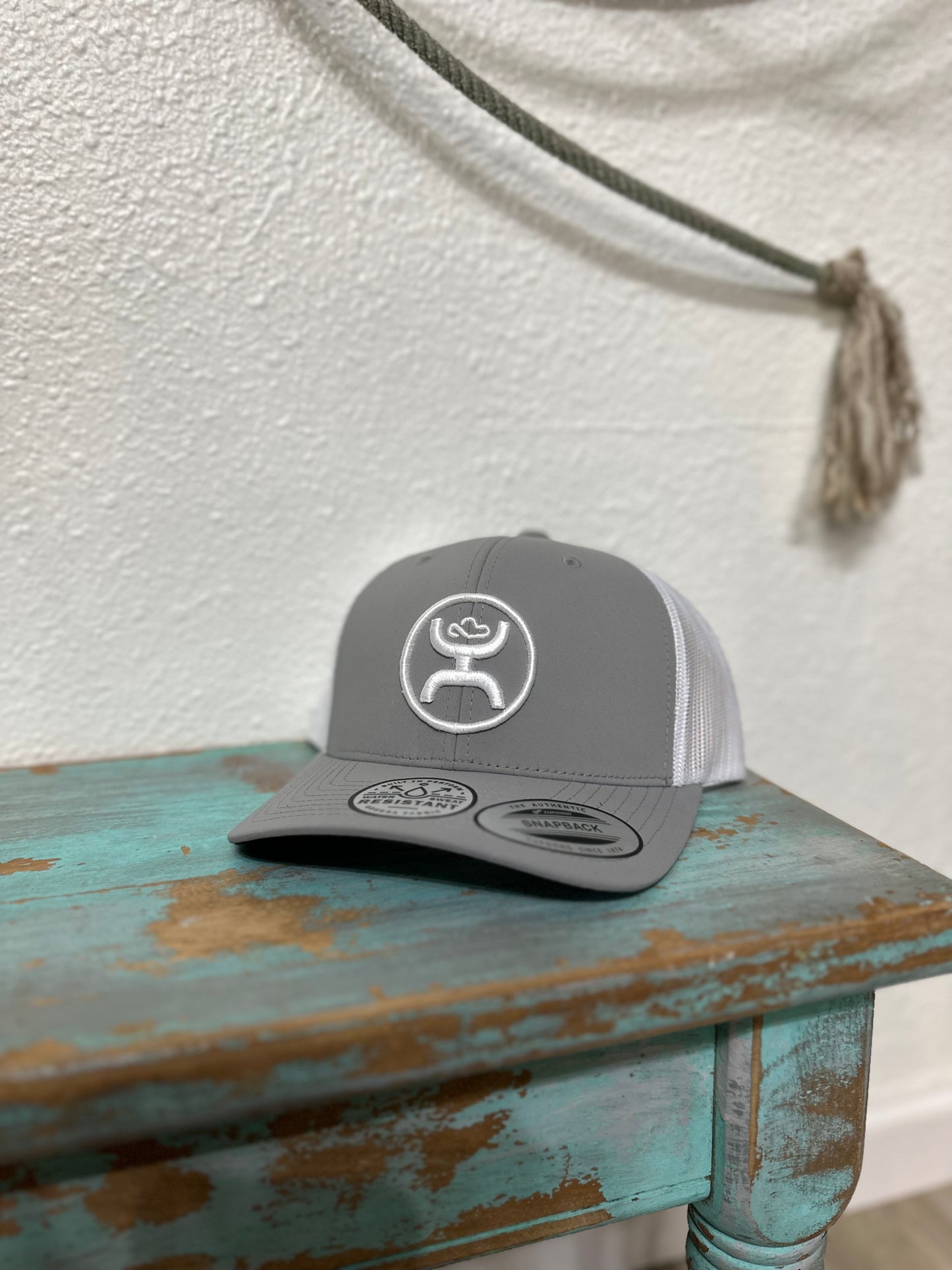 Hooey classic gray logo