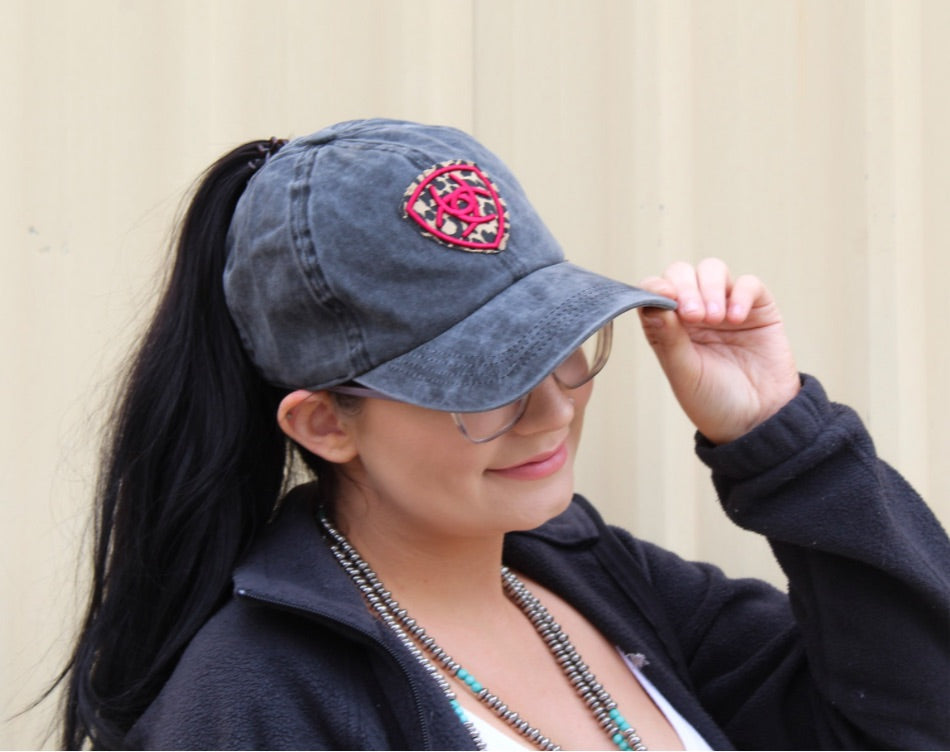Ariat Leopard high pony hat